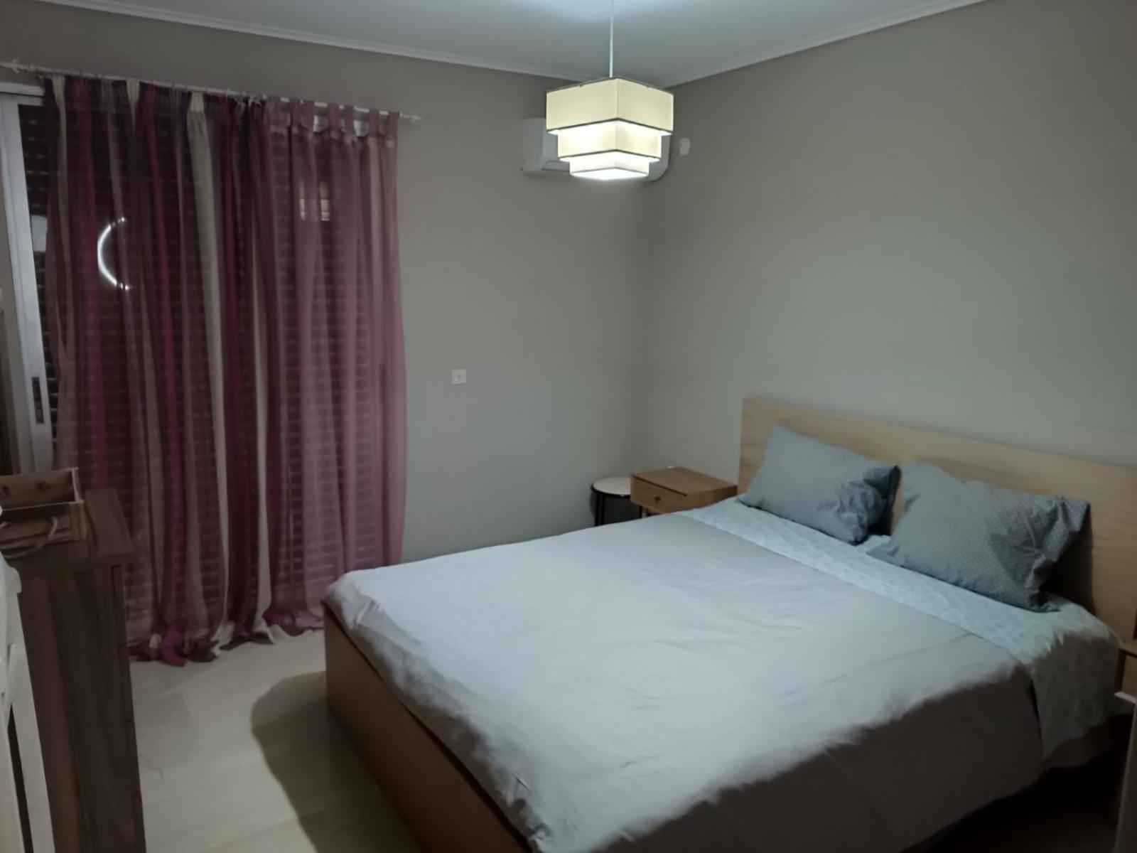 Comfortable Beachfront Apartment Loutráki Exteriör bild